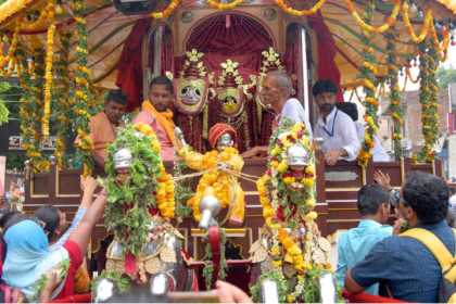 15 दिन के इंतजार के बाद आज भगवान जगन्नाथ और भक्तों का मिलन हुआ। वहीं 27 जून की भोर में मंगला आरती के बाद मंदिर के कपाट आम श्रद्धालुओं के लिए खोल दिए जाएंगे।