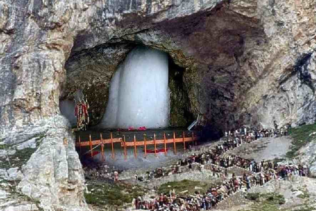 अमरनाथ यात्रा  बाबा बर्फानी के दर्शन का महत्व