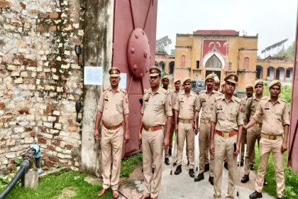 Raja Bhaiya के पिता उदय प्रताप सिंह समेत 13 लोग 40 घंटे के लिए नजरबंद, मोहर्रम को लेकर पुलिस ने की कार्रवाई